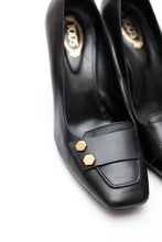 Load image into Gallery viewer, Tods Black Classic Heel
