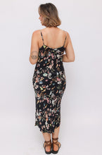 Load image into Gallery viewer, Silk Laudry Aquatic Print Slip Dress
