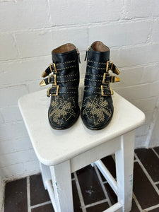 Chloe Suzanna Boot