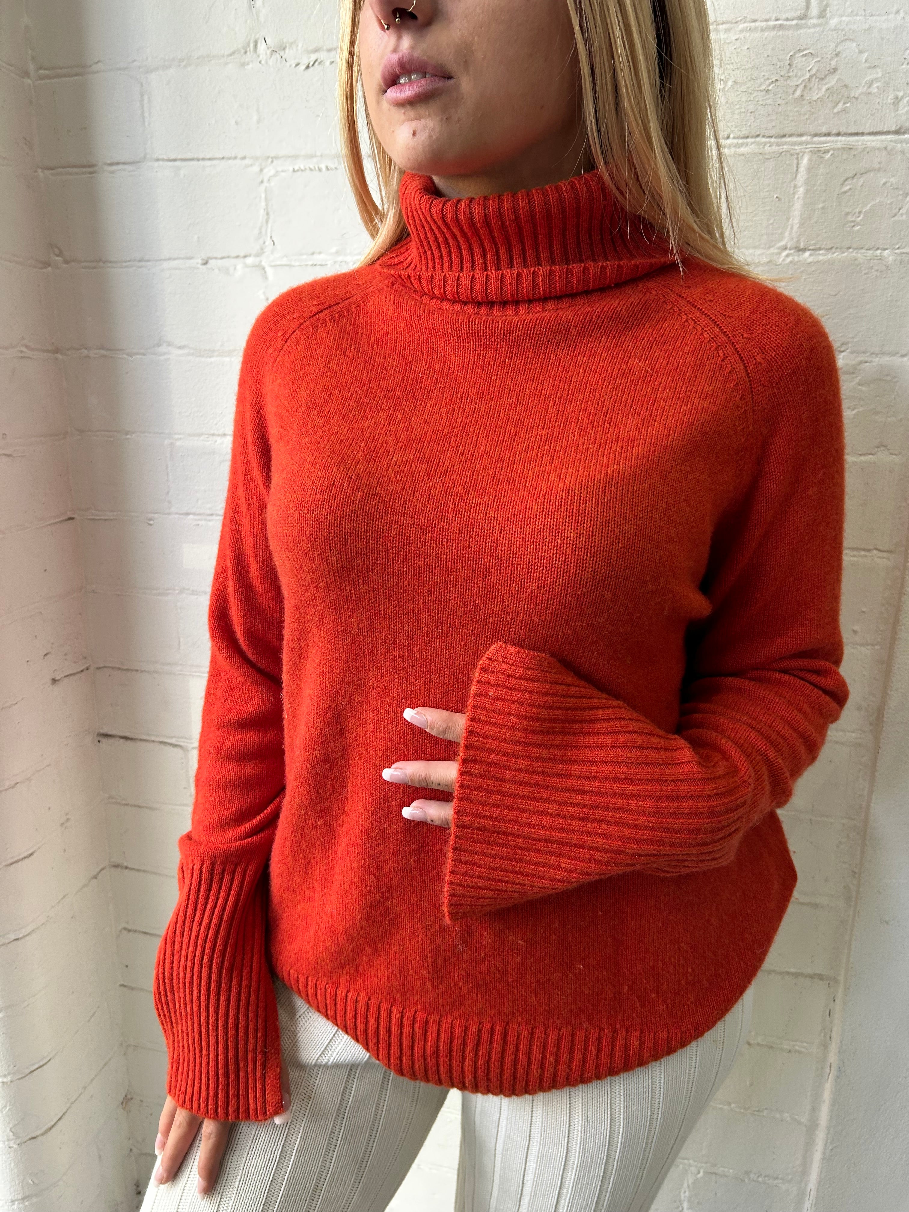 Lee Mathews 100% Cashmere polo neck jumper