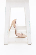 Load image into Gallery viewer, Gianvito Rossi Nude &amp; Clear Heel
