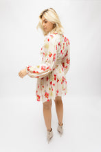 Load image into Gallery viewer, Vintage Floral Balloon Style Dress
